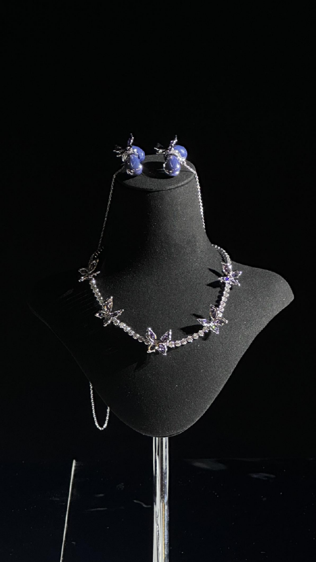 不止好听,更要好看!华为FreeBuds 6掀起“电子配饰”美学风暴